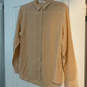 100% Silk Everlane Button Up Shirt Women’s size Medium NWOT